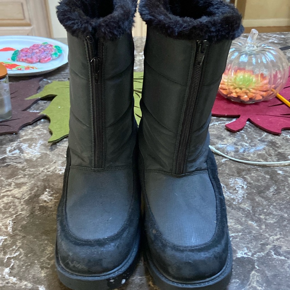 Explorers black snow boots rain sz 10 womens euc